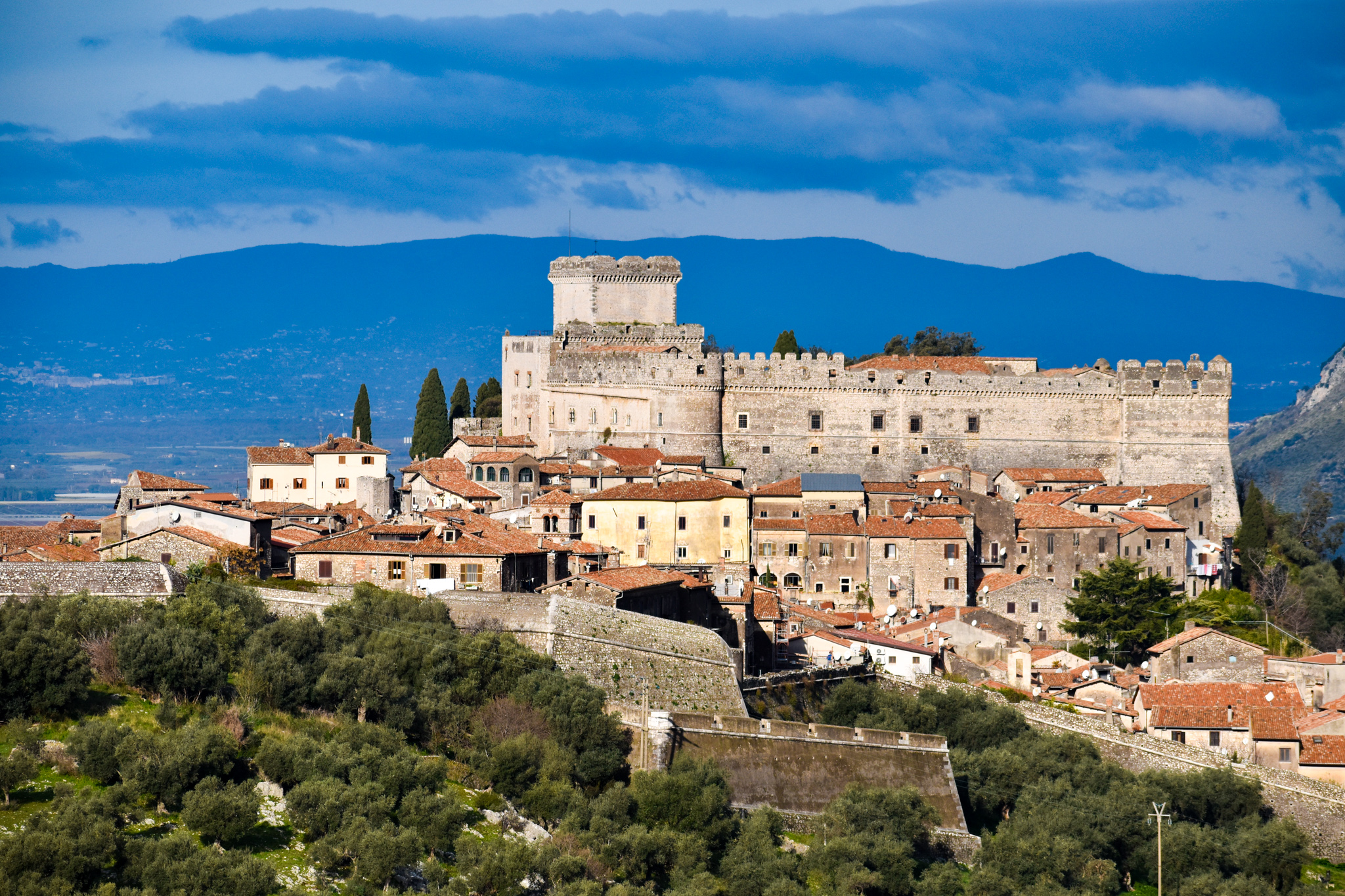 Scalo-sermoneta-terracina-via-francigena-del-sud-tappa-3